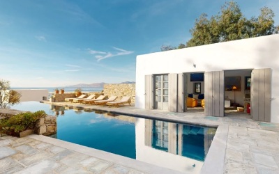 A Rare Mykonos Retreat