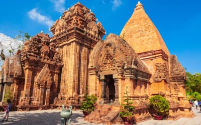 A Luxurious Vietnamese Honeymoon