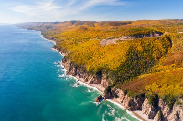 Cape Smokey Coast Line.jpg