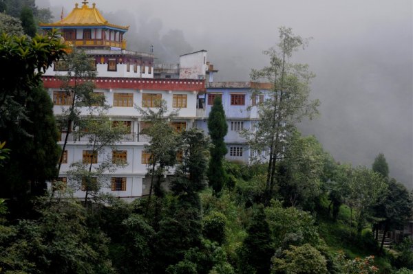 Kolkatta Darjeeling and Sikkim Panorama Monastery in Sikkim_38503399.jpg