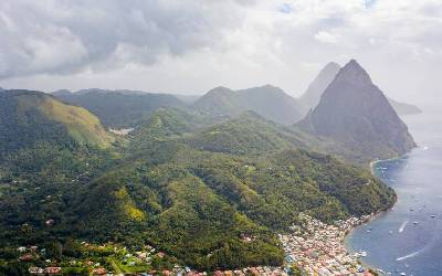 Paradises of the Lesser Antilles: An Island-Hopping Caribbean Voyage