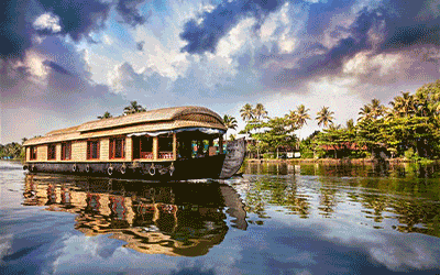 Kerala Culture, Nature, Backwaters and Beach