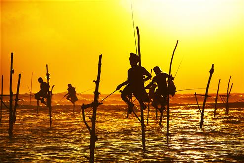 galle_fishermen_srilanka (Custom).jpg