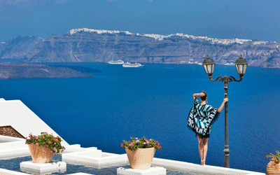 Stunning Santorini Getaway!