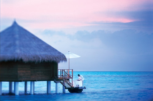 maldives-deluxe-lagoon-villa.jpg